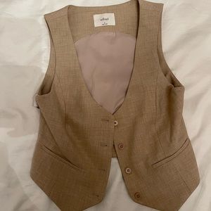 Aritzia tan vest
